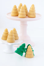 Load image into Gallery viewer, CAKE POP MOLD, CHRISTMAS TREE (buy in groups of 6)