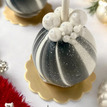 Load image into Gallery viewer, SCALLOPED EDGE CAKE POP BOARDS, GOLD (50pcs) (buy in groups of 2)
