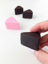 Load image into Gallery viewer, CAKE POP MOLD, SLICE OF CAKE (buy in groups of 6)