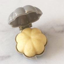 Load image into Gallery viewer, CAKE POP MOLD, PUMPKIN (buy in groups of 6)