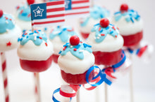 Load image into Gallery viewer, CAKE POP MOLD, CUPCAKE (buy in groups of 6)