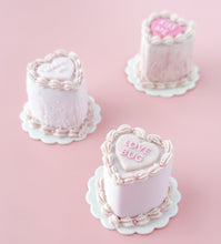 Load image into Gallery viewer, CAKE POP MOLD, TALL HEART CAKE
